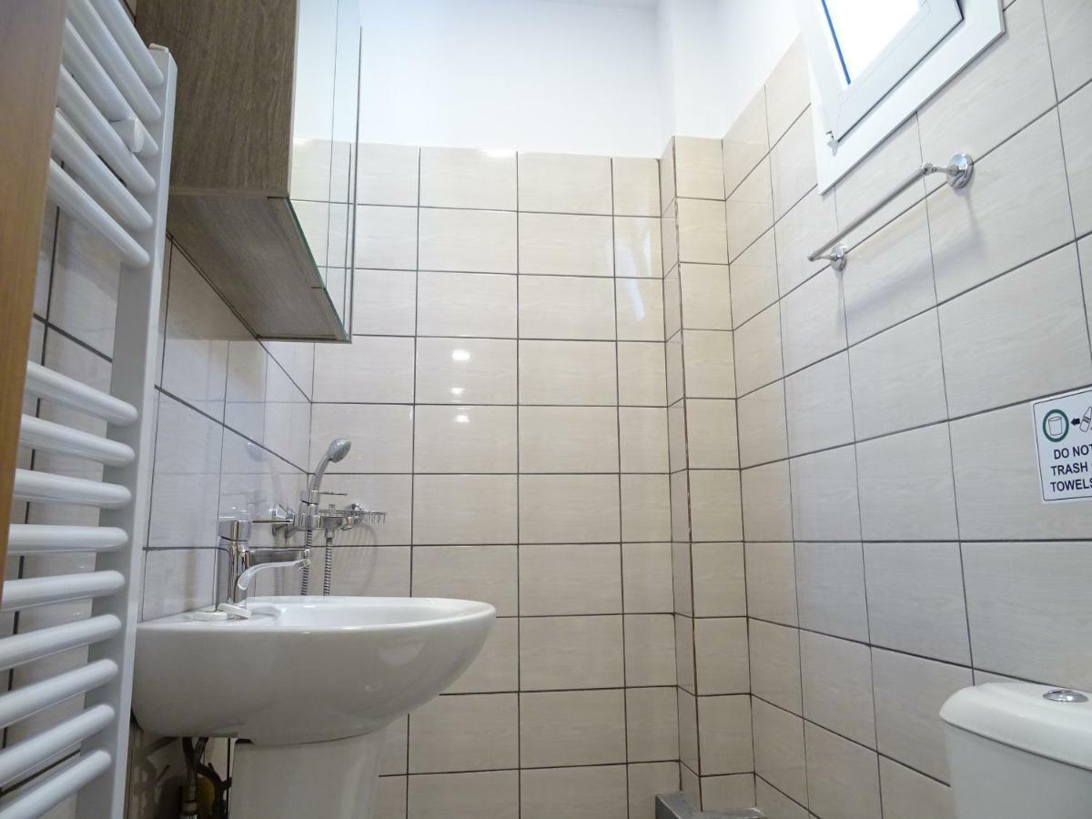 Down Town Comfort Apartment アテネ エクステリア 写真