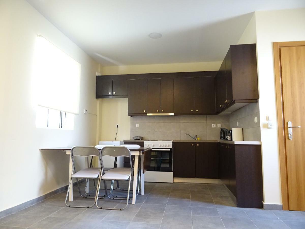 Down Town Comfort Apartment アテネ エクステリア 写真
